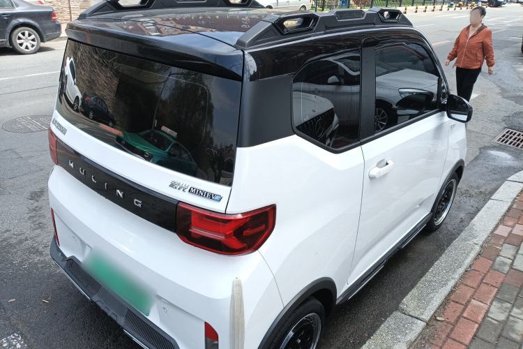 Used Wuling Hongguang MINIEV 2022 GAMEBOY 300km Enthusiast Model with Lithium Iron Phosphate
