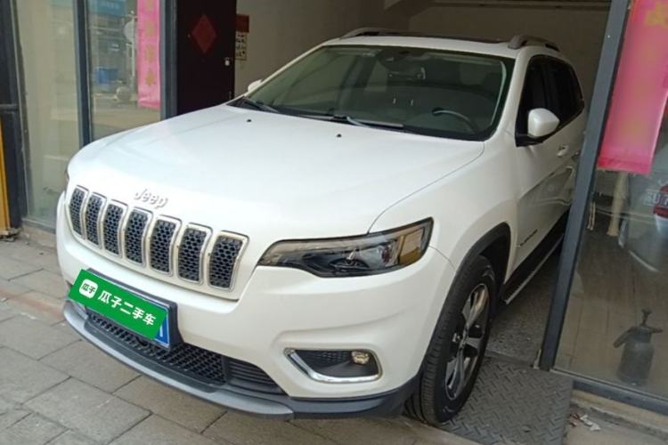 Used Jeep Cherokee 2019 2.0T Four-Wheel Drive Exploration Edition + Autonomous Driving Smart Package China V Guazi used car, China used car export, Used car for sale, Used  cars, Cheapest cars for sale