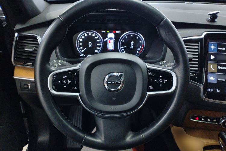 Used Volvo XC90 2019 T6 Zhiyi Edition 7-Seater China V Emission Standard