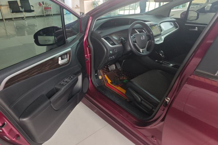 Used Honda Jade 2017 1.8L automatic Comfort version 5 seats