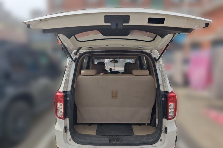 Used Wuling Hongguang 2018 1.5L S Comfort Model L2B
