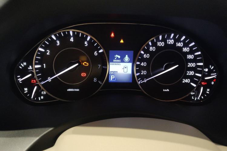 Used Nissan Patrol 2017 5.6L Standard Version
