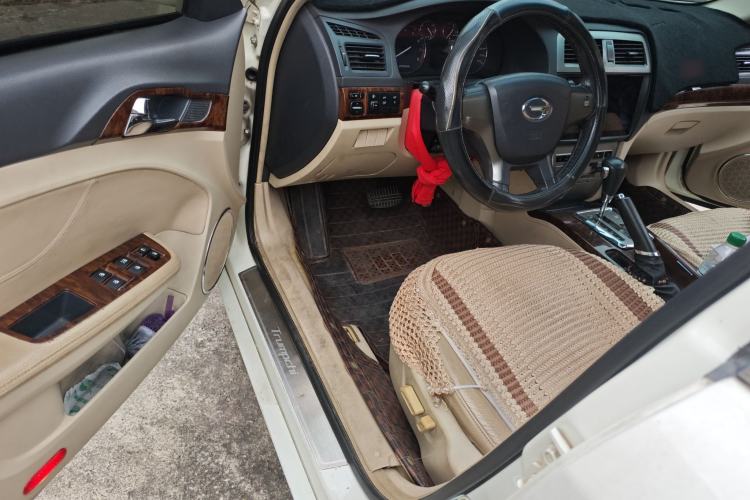 Used GAC Trumpchi GA5 2011 2.0L Automatic Elite Edition Driver Seat