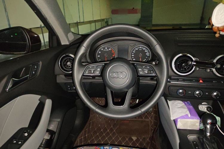 Used Audi A3 2017 Limousine 35 TFSI Fashion Model