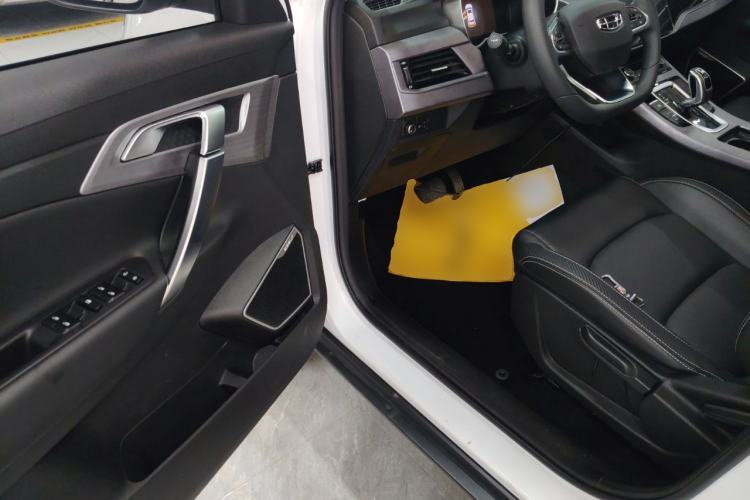 Used Geely Auto Emgrand X7 Sport 2021 Million Edition 1.8TD DCT Two-Wheel Drive Comfort Model
