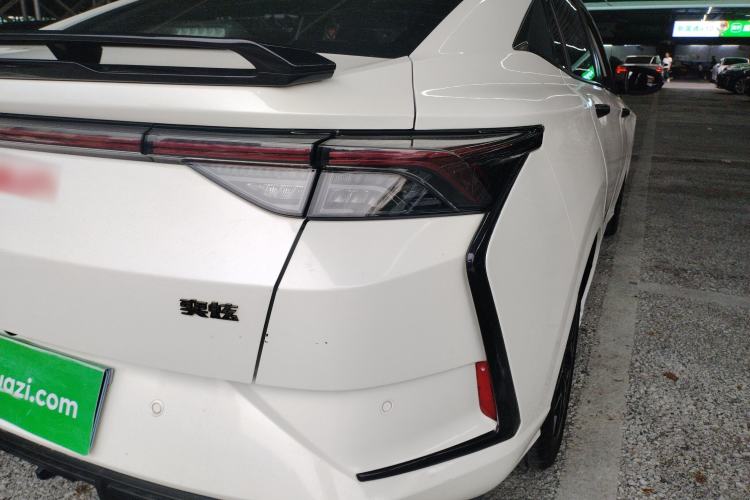 Used Dongfeng Aeolus Yixuan 2021 230T Automatic Zuiying Knight Edition Exterior 3