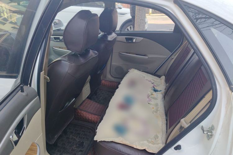 Used Buick Excelle 2015 1.5L Automatic Classic Model
