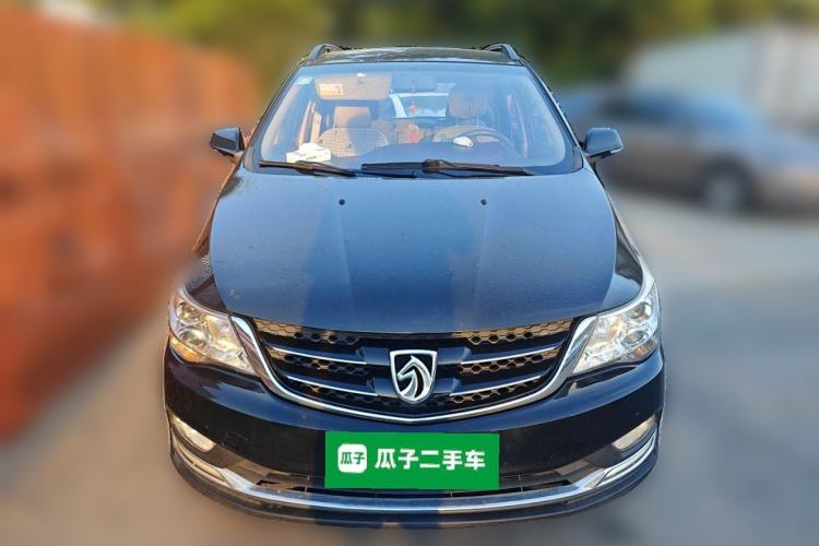Used Baojun 730 2016 1.5L Manual Comfort Version 7 Seats China V Emission Standard
