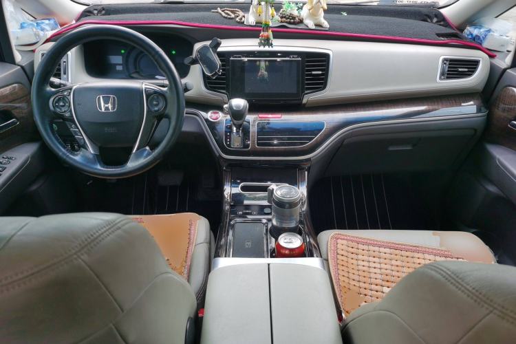 Used Honda Odyssey 2015 Updated Version 2.4L Smart Edition Center Console