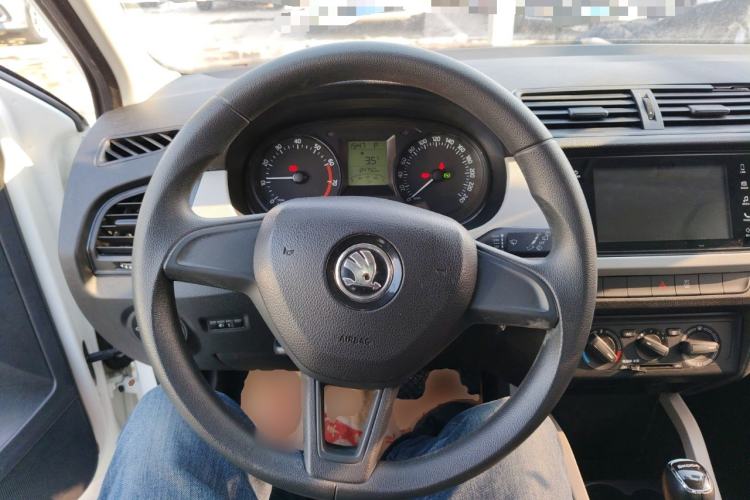 Used Skoda Fabia 2016 1.4L Automatic Car Enjoy Edition