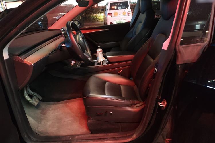 Used Tesla Model Y 2022 Rear-Wheel-Drive Version Left Front Seat