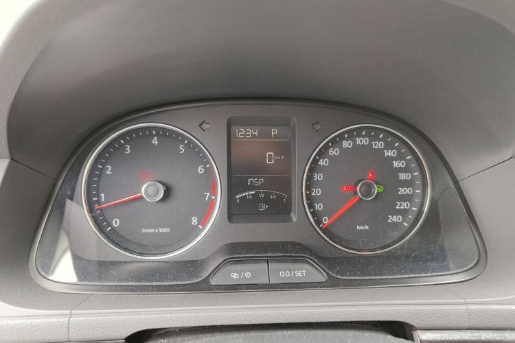 Used Volkswagen Gran Lavida 2013 1.6L Automatic Comfort Model Instrument Cluster