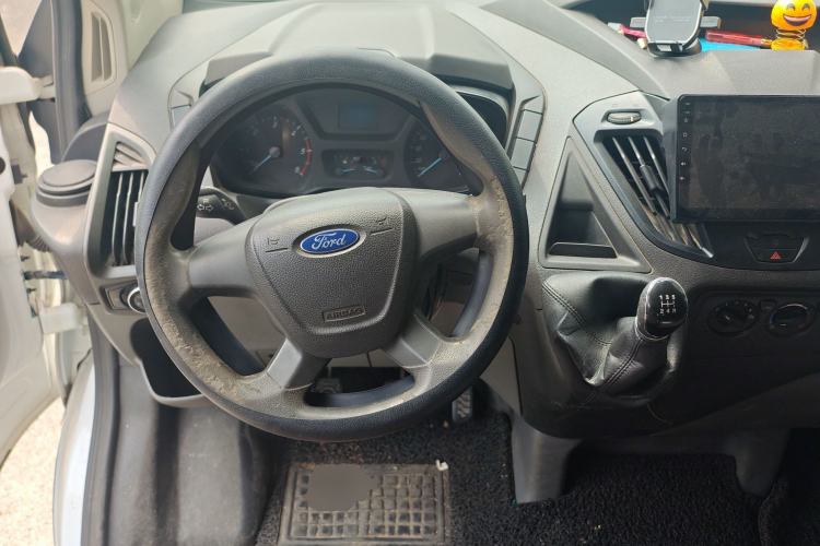 Used Ford Transit 2017 2.0T Diesel Multi-Function Commercial Vehicle Mid-Drive Mid-Roof China V Standard