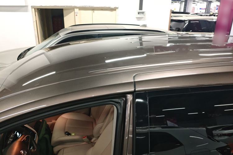 Used Buick GL8 2023 Land Executive Class Comfort Model Roof