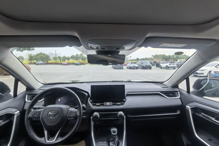 Used Toyota Wildlander 2023 Dual-Motor 2.5L E-CVT Four-Wheel Drive Prestige Edition Interior 2