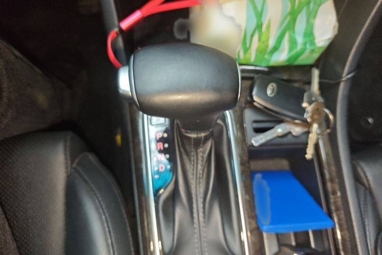 Used Kia K5 2016 1.6T Automatic LUX Gear Lever