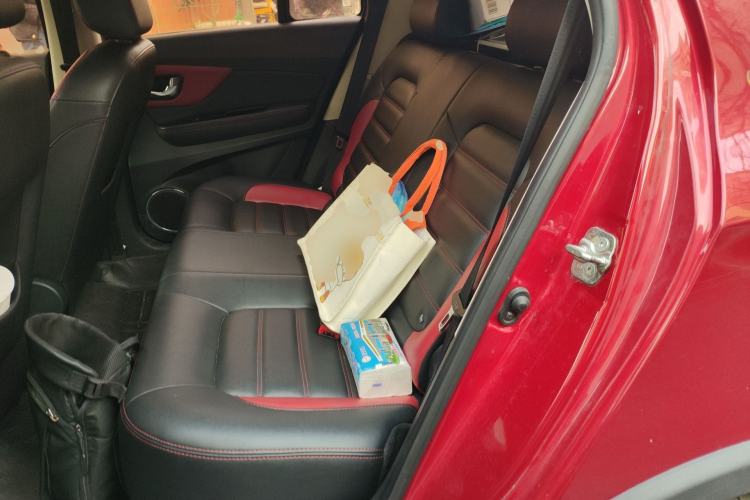 Used Haval H1 2015 1.5L AMT Luxury Model
