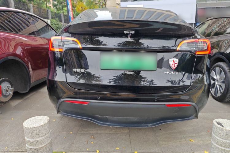 Used Tesla Model Y 2021 Standard Range Rear-Wheel Drive Version