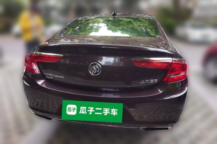 Used Buick LaCrosse 2018 28T Luxury Model Rear