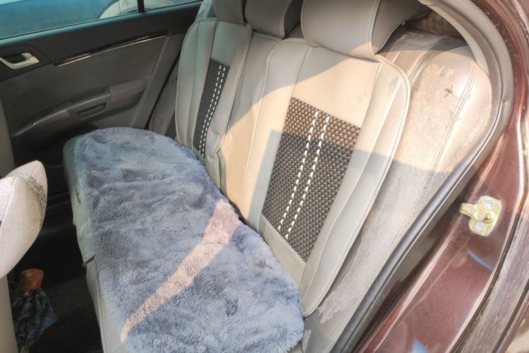 Used Geely Auto Classic Emgrand 2012 Sedan 1.5L Manual Comfort Model
