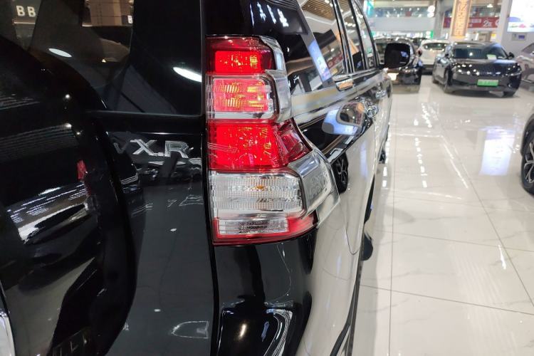 Used Toyota Prado 2016 2700 TX 7-Seater Middle East Version