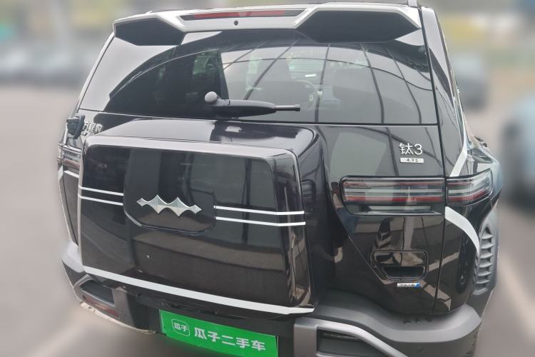 Used Formula Leopard Titanium 3 2025 501KM All-Wheel Drive Intelligent Driving Ultra Version