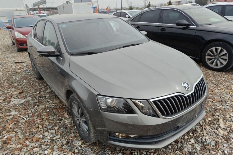 Used Skoda Octavia 2022 1.5L Automatic Comfort Edition Exterior 1