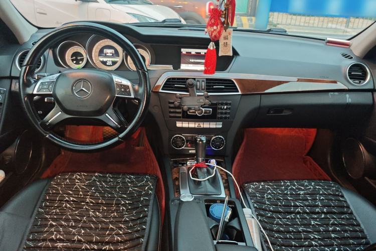 Used Mercedes-Benz C-Class 2013 C 260 Elegant Grand Edition Center Console