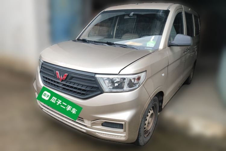 Used Wuling Hongguang V 2019 1.5L Jingqu Version China VI LAR