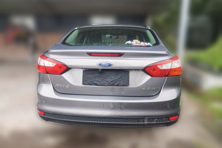 Used Ford Focus 2012 Sedan 1.6L Automatic Fashion Edition