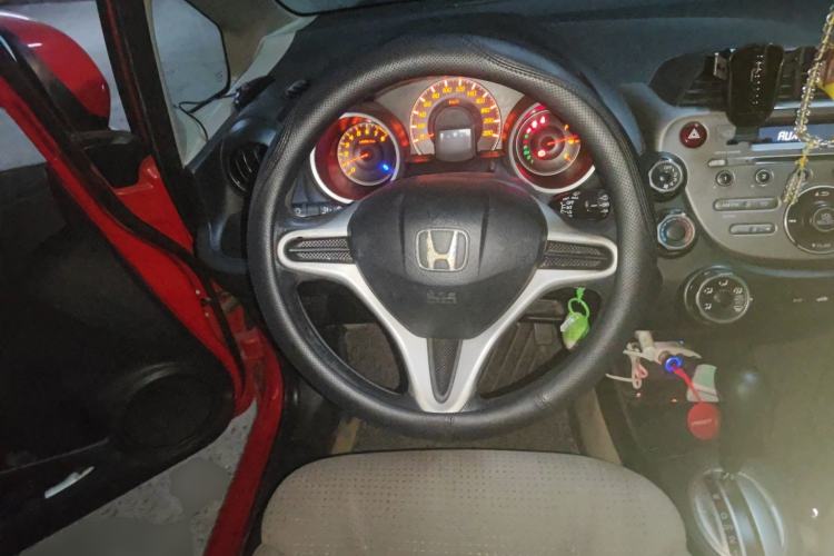 Used Honda Fit 2011 1.5L Automatic Luxury Edition
