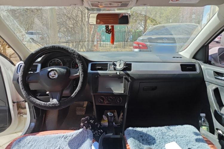 Used Skoda Rapid Spaceback 2016 Revised 1.6L Automatic Chuanxing Version