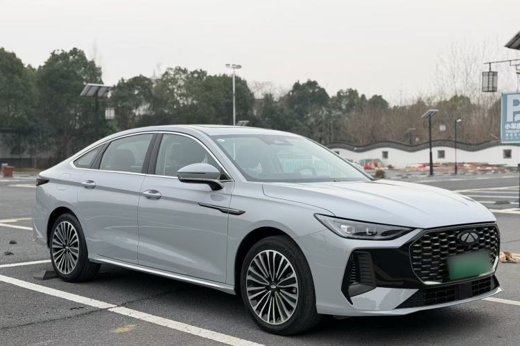 Used Chery Fengyun A8L 2025 1.5 TGDI 145 km Luxury Version
