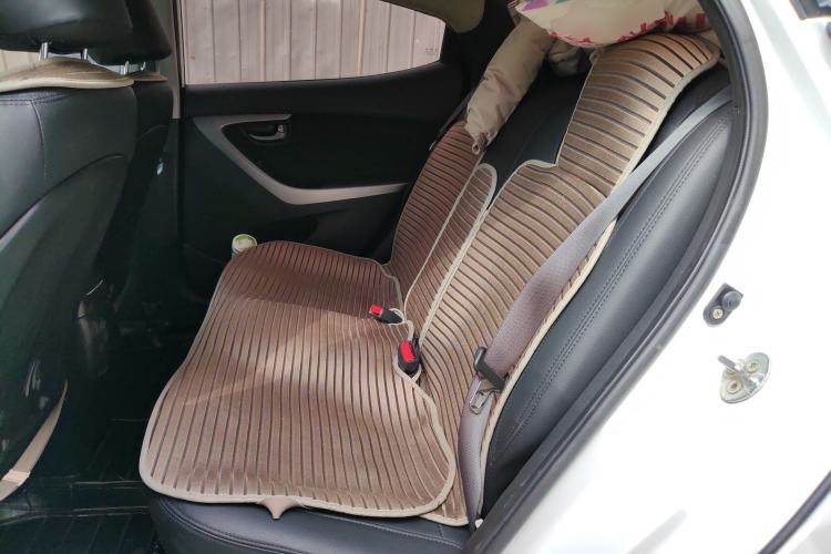 Used Hyundai Elantra (5th Generation / Langdong) 2015 1.6L Automatic Fashion Model
