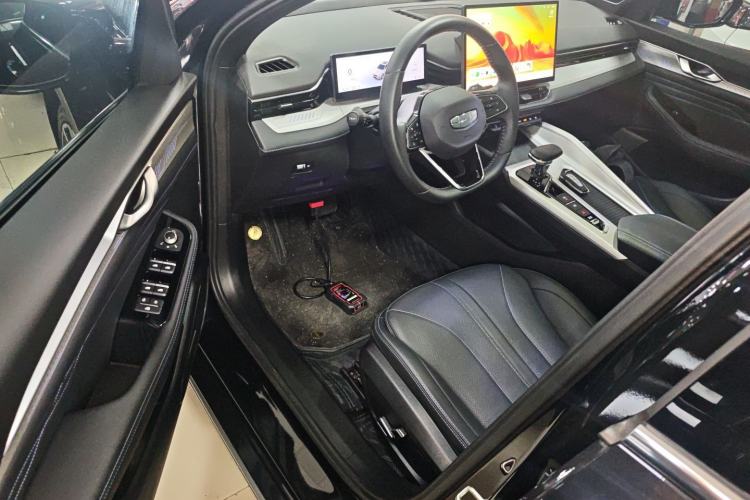 Used Geely Auto Preface 2025 Dongfang Yao 1.5TD Kunlun Edition Driver Seat