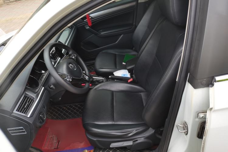 Used Volkswagen Bora 2017 1.6L Automatic Fashion Model