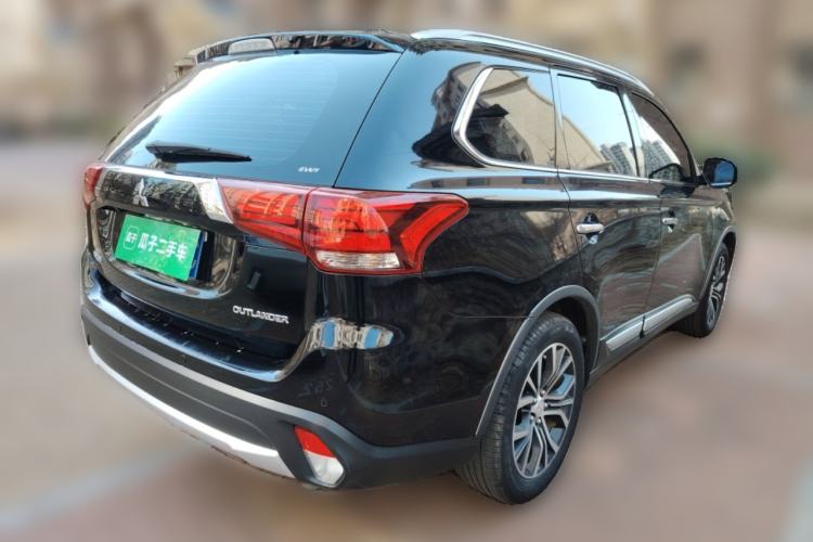 Used Mitsubishi Outlander 2016 2.4L 4x4 Elite Edition 5 Seats