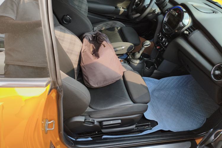 Used MINI 2014 1.5T COOPER Excitement Right Front Seat