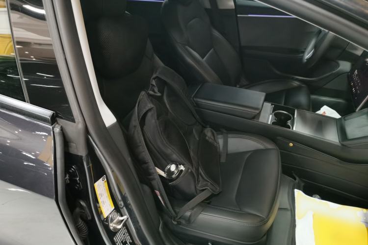 Used Tesla Model 3 2023 Rear-Wheel-Drive Version
