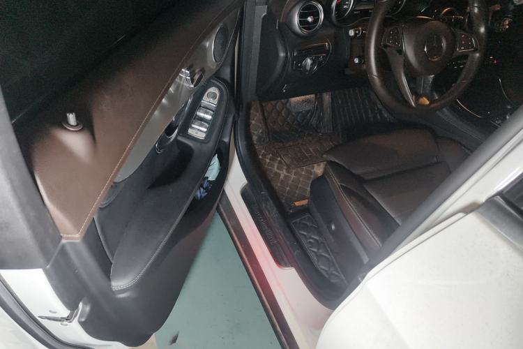 Used Mercedes-Benz GLC 2017 GLC 200 4MATIC Driver Seat