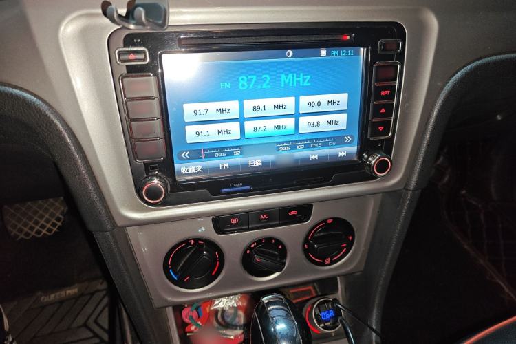 Used Volkswagen Lavida 2013 Revised Classic 1.6L Automatic Fashion Edition
