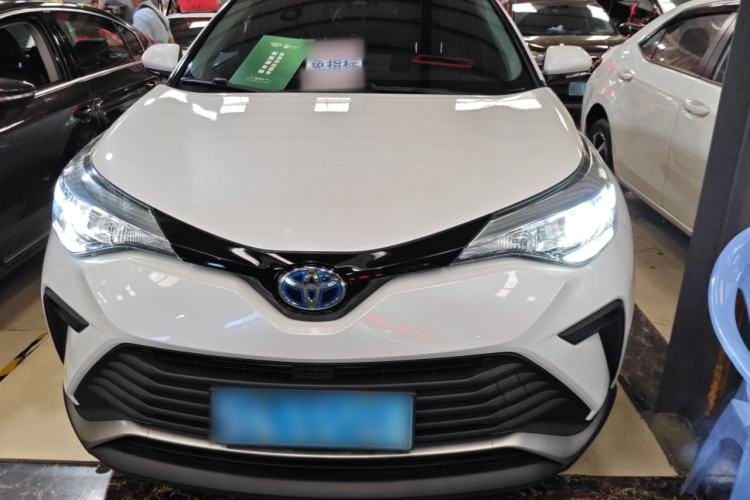 Used Toyota IZOA 2021 Dual-Motor 2.0L Yixiang Edition Front
