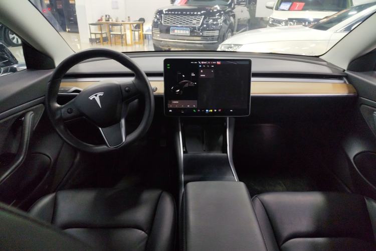 Used Tesla Model 3 2019 Long-Range All-Wheel-Drive Version