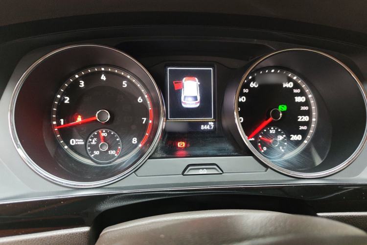 Used Volkswagen Tiguan L 2017 330TSI Automatic Two-Wheel Drive Flagship Edition Instrument Cluster