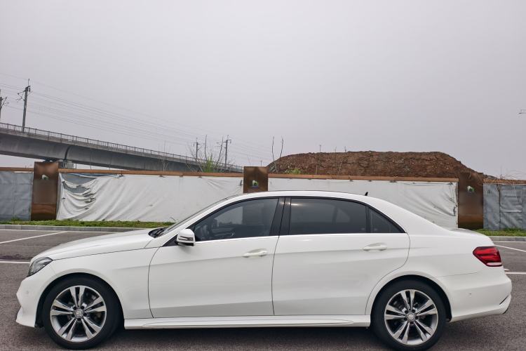 Used Mercedes-Benz E-Class 2015 Facelift E 200 L Sport Edition