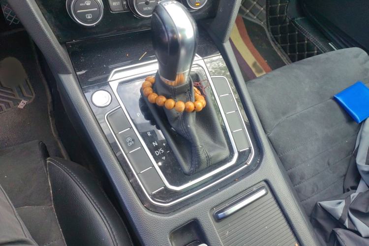 Used Volkswagen Magotan 2018 330TSI DSG Luxury Model Gear Lever