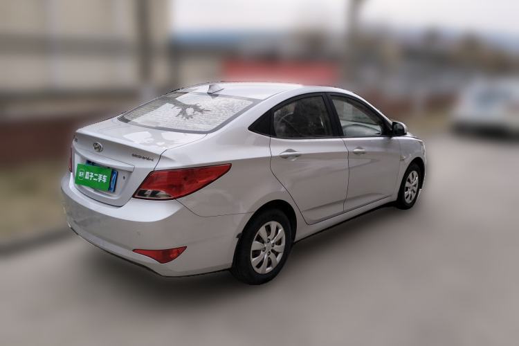 Used Hyundai Verna (older generation) 2014 1.4L Manual Smart GLS Trim