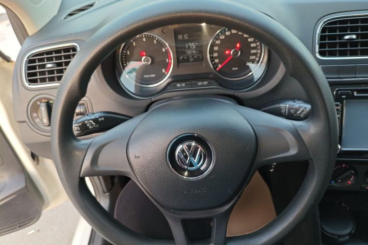 Used Volkswagen Polo 2014 1.4L Manual Comfort Edition Steering Wheel
