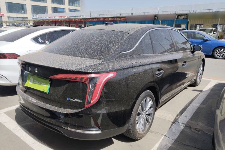 Used Hongqi E-QM5 2022 431 km Charge & Enjoy Edition