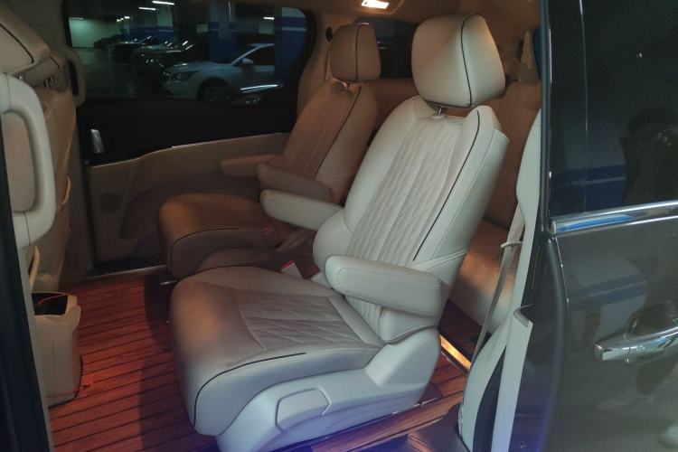 Used Buick GL8 2021 Land Cruiser Executive 652T Premium Model
